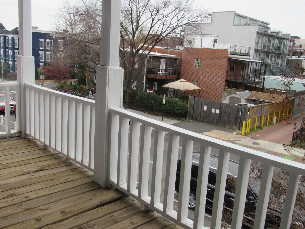 Located In The Noma-gallaudet Neighborhood Apartment